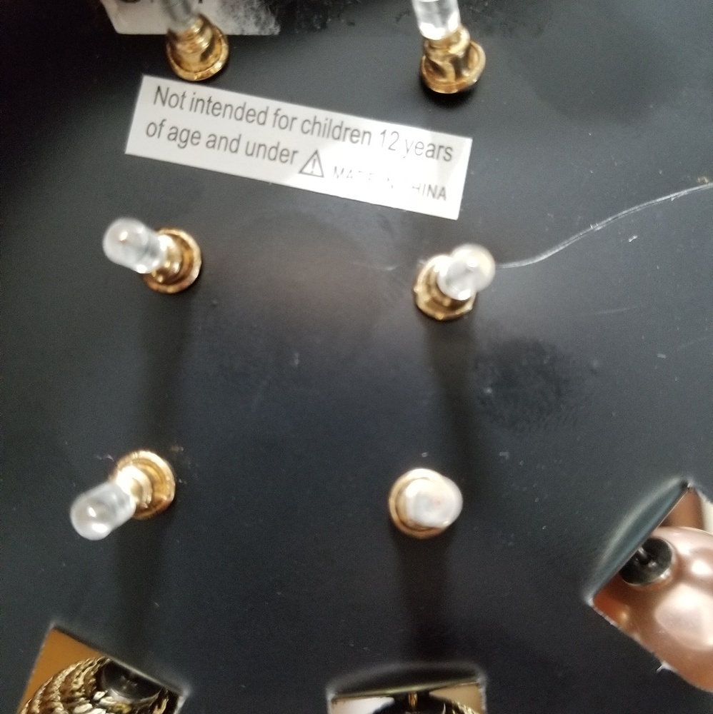 Jewelries - Picture 4 of 4